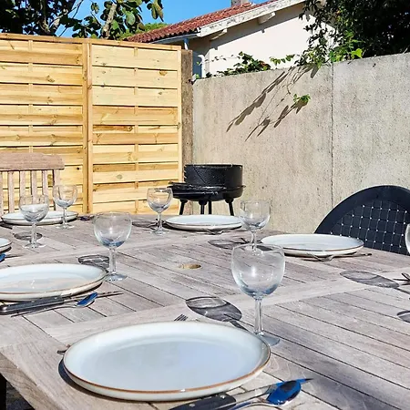 4 Bedroom Amazing In Ferienhaus